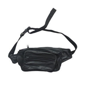 Vintage 90s Black Soft Leather Adjustable Waist Fanny Pack